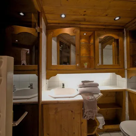 Happy Moose - Cosy Mont Blanc View Apartment *